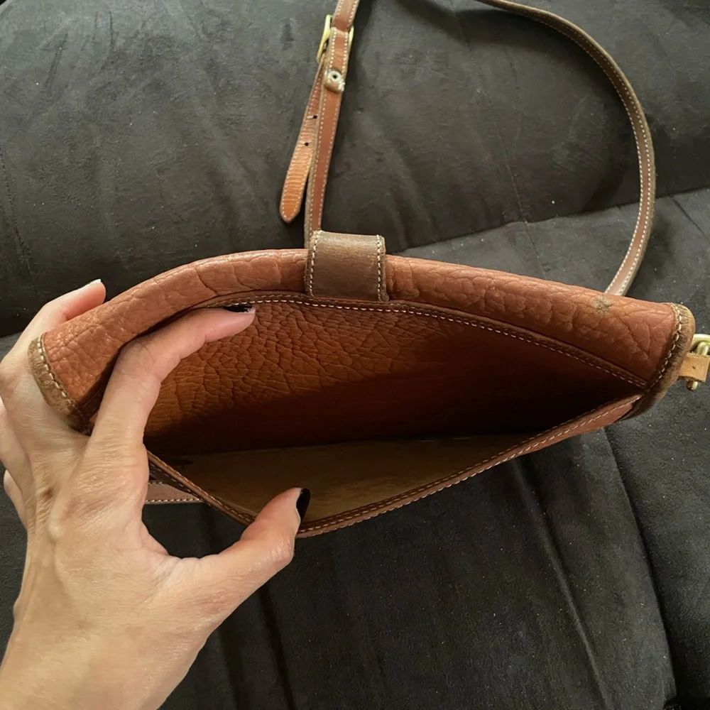 ✨Dooney & Bourke bag - Picture 3 of 9
